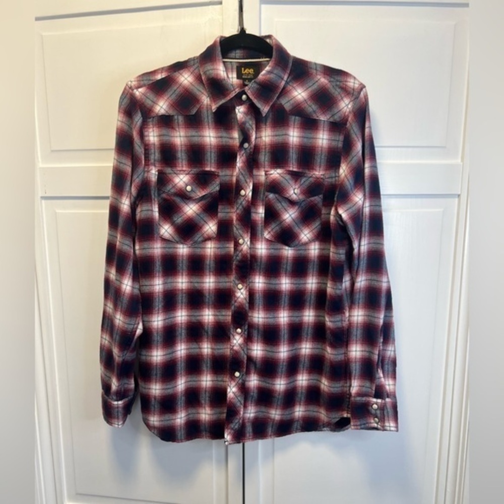 Lee Men's Regular Fit Long Sleeve Flannel Shirt With Pearl Snap Buttons